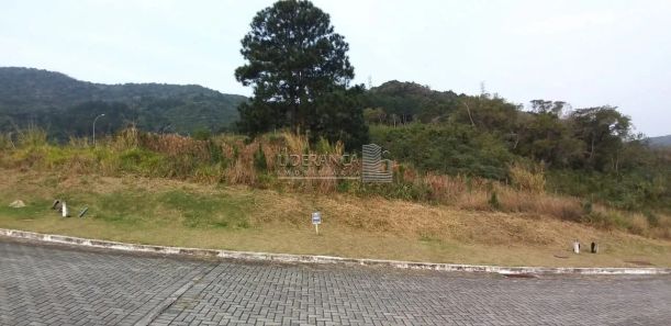 Lote/Terreno à venda, 525m² no Itacorubi, Florianópolis