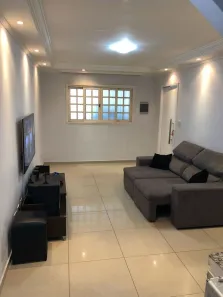 Casa com 5 Quartos à venda, 200m² no Vila Irmãos Arnoni, São Paulo