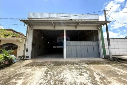 Galpão/Depósito/Armazém à venda, 700m² no Distrito Industrial, Candeias