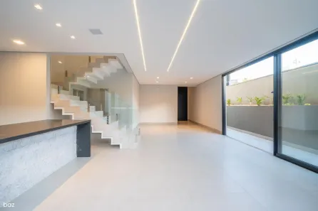 Casa de Condomínio com 3 Quartos à venda, 225m² no Granja Marileusa, Uberlândia