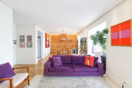 Apartamento com 2 Quartos à venda, 129m² no Vila Nova Conceição, São Paulo