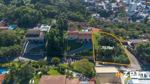 Lote/Terreno à venda, 792m² no Centro, Blumenau