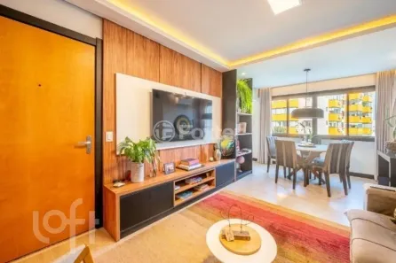 Apartamento com 3 Quartos à venda, 90m² no Santa Cecília, Porto Alegre