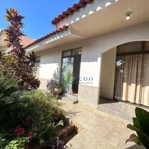 Casa com 3 Quartos à venda, 142m² no Coqueiral, Cascavel