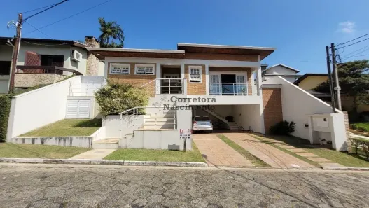 Casa com 3 Quartos à venda, 255m² no Vila Zezé, Jacareí