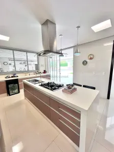 Casa de Condomínio com 5 Quartos à venda, 650m² no Alvorada, Cuiabá