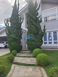 Casa de Condomínio com 4 Quartos para alugar, 450m² no Residencial Morada dos Lagos, Barueri