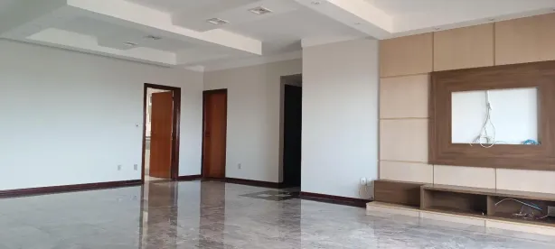 Apartamento com 3 Quartos à venda, 217m² no Centro, Franca