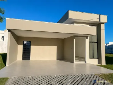 Casa de Condomínio com 3 Quartos à venda, 130m² no Parque Tarcisio Miranda, Campos dos Goytacazes