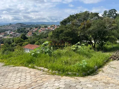 Lote/Terreno à venda, 295m² no Santa Terezinha, Caxambu