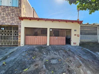 Casa com 3 Quartos para alugar, 100m² no Cidade Vera Cruz, Aparecida de Goiânia