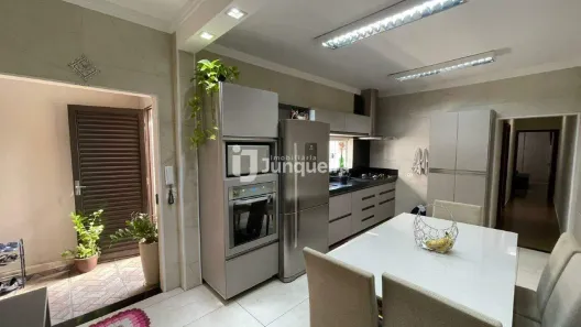 Casa com 3 Quartos à venda, 147m² no Vila Rezende, Piracicaba