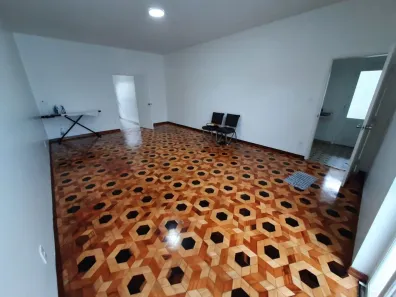 Casa com 3 Quartos para alugar, 275m² no Vila Assunção, Santo André