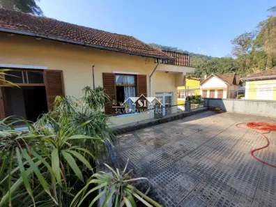 Casa com 5 Quartos à venda, 260m² no Centro, Petrópolis