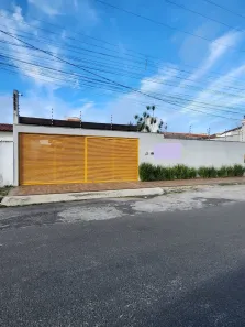 Casa com 3 Quartos à venda, 250m² no Brasília, Feira de Santana