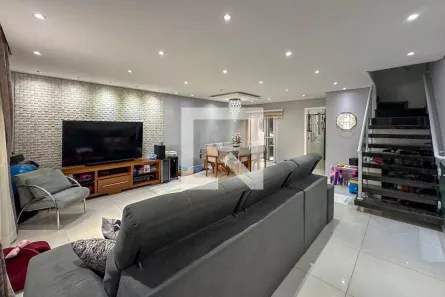 Casa com 3 Quartos à venda, 97m² no Vila Gumercindo, São Paulo