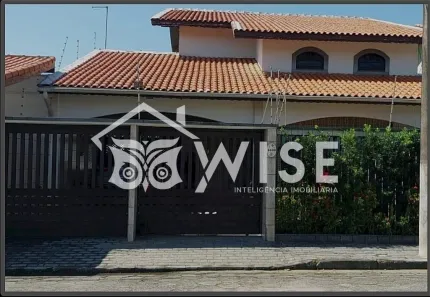 Sobrado com 4 Quartos à venda, 258m² no Suarão, Itanhaém