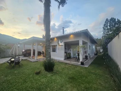 Casa com 3 Quartos à venda, 149m² no Carlos Guinle, Teresópolis