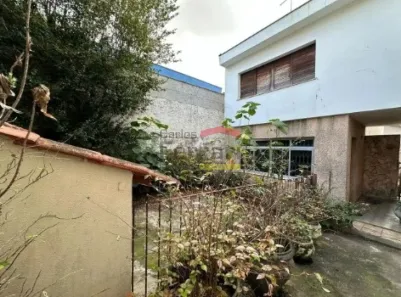 Sobrado com 5 Quartos à venda, 176m² no Vila Nivi, São Paulo