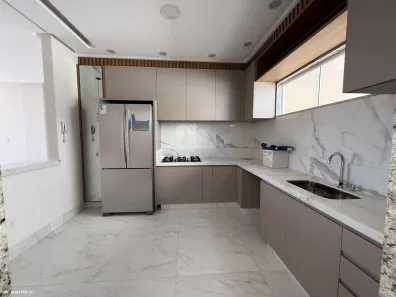 Apartamento com 3 Quartos para alugar, 120m² no Guanambi, Guanambi