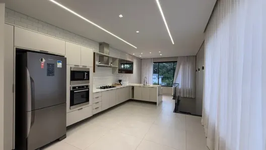 Casa de Condomínio com 4 Quartos à venda, 303m² no Ponta Negra, Manaus