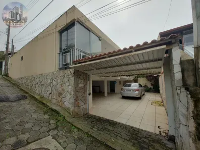 Casa com 4 Quartos à venda, 234m² no Ingleses do Rio Vermelho, Florianópolis
