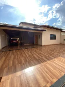 Casa com 3 Quartos à venda, 245m² no Loteamento Tropical Verde, Goiânia