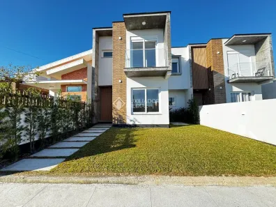 Sobrado com 3 Quartos à venda, 132m² no Palhocinha, Garopaba