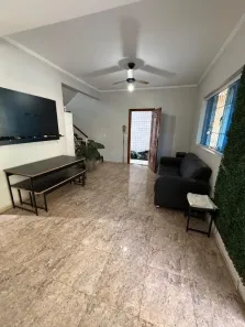 Sobrado com 3 Quartos para alugar, 138m² no Embaré, Santos