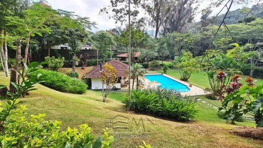 Fazenda/Sítio com 5 Quartos à venda, 980m² no Itaipava, Petrópolis