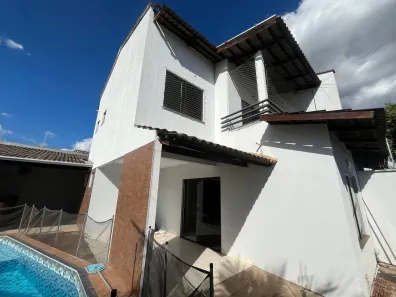 Casa com 3 Quartos para alugar, 109m² no Plano Diretor Sul, Palmas