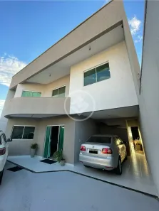 Sobrado com 3 Quartos à venda, 300m² no Shopping Park, Uberlândia