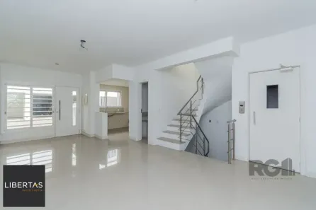 Casa de Condomínio com 3 Quartos à venda, 250m² no Praia de Belas, Porto Alegre