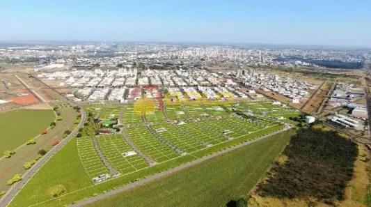Lote/Terreno à venda, 331m² no Novo Mundo, Uberlândia