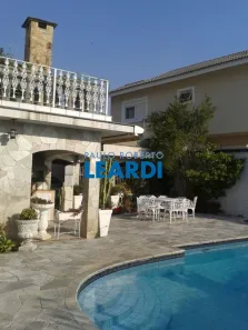 Casa de Condomínio com 3 Quartos à venda, 620m² no Arujázinho IV, Arujá