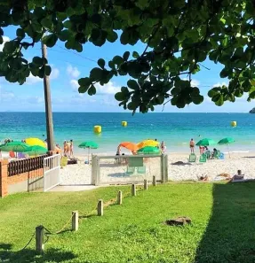 Casa com 3 Quartos para alugar, 200m² no Centro, Bombinhas