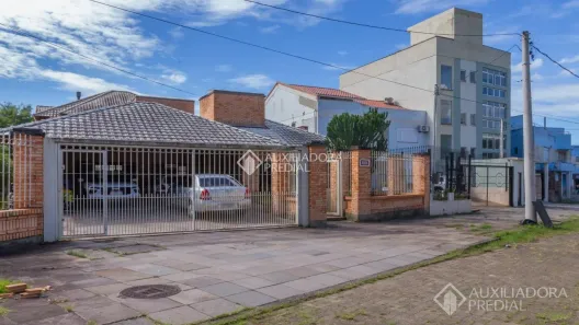 Casa com 5 Quartos à venda, 500m² no Morro Santana, Porto Alegre