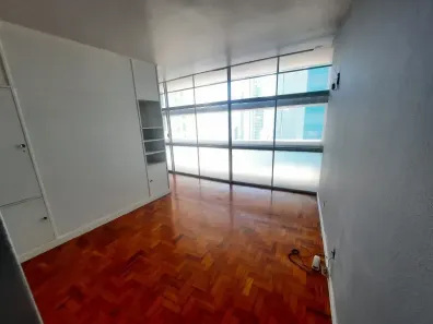 Apartamento com 1 Quarto para alugar, 37m² no República, São Paulo