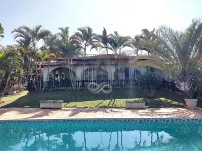 Fazenda/Sítio com 3 Quartos à venda, 350m² no , Jaguariúna