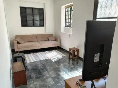 Sobrado com 4 Quartos à venda, 250m² no Jardim Kuabara, Taboão da Serra
