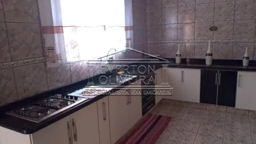 Sobrado com 3 Quartos à venda, 233m² no Jardim Terras de São João, Jacareí