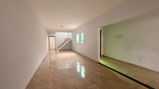 Sobrado com 4 Quartos à venda, 270m² no Jardim Nova Germania, São Paulo