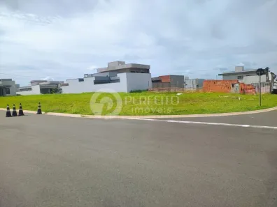Lote/Terreno à venda, 326m² no Parque Residencial Terras de Yucatan, Monte Mor