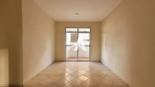 Apartamento com 3 Quartos para alugar, 80m² no Umuarama, Uberlândia