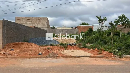 Lote/Terreno à venda, 360m² no Santo Amaro, Montes Claros
