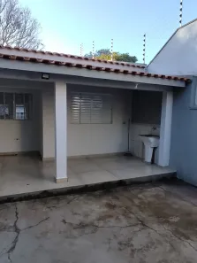 Casa com 2 Quartos à venda, 84m² no Jardim Botânico, Maringá