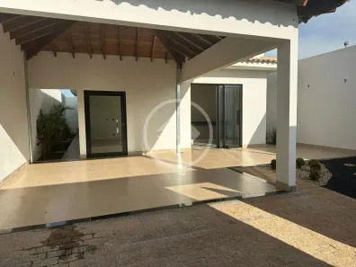 Casa com 3 Quartos à venda, 120m² no Aclimação, Uberlândia