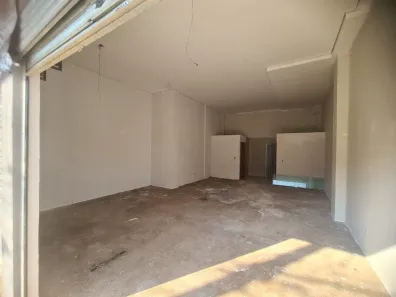 Galpão/Depósito/Armazém para alugar, 115m² no Granada, Uberlândia