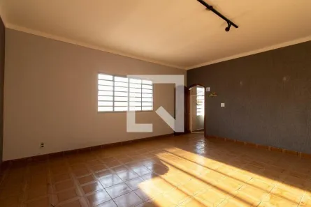 Casa com 4 Quartos à venda, 180m² no Vila Modesto Fernandes, Campinas