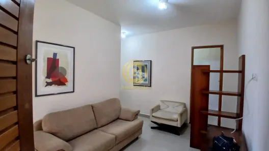 Casa com 2 Quartos para alugar, 56m² no Centro, Jacareí